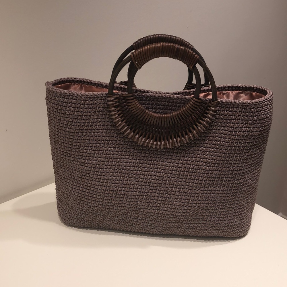 Tote bag